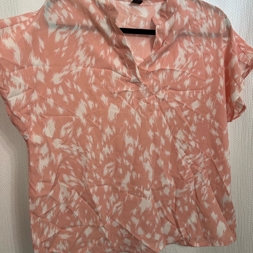 Women's Pink Patterned Top
